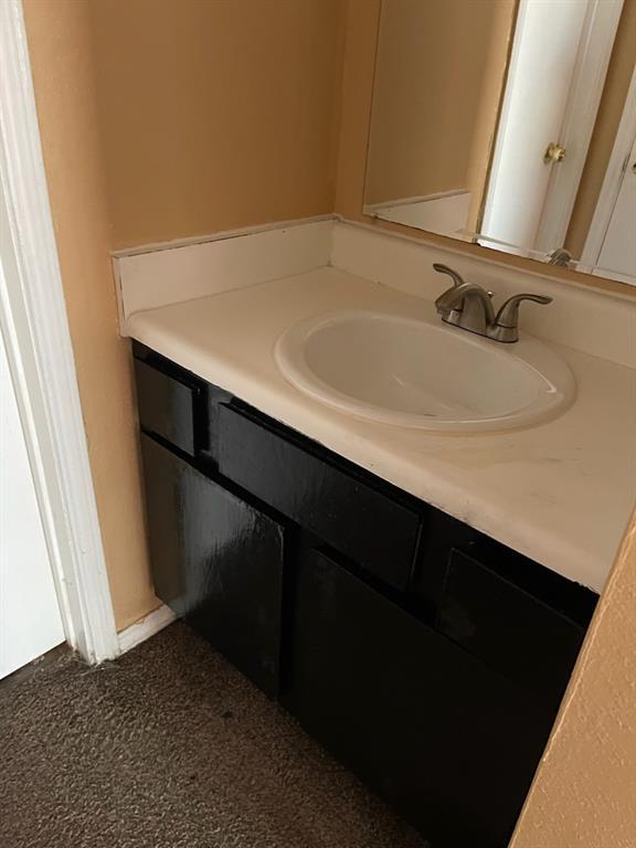 Foto principal - 12405 Ormandy St