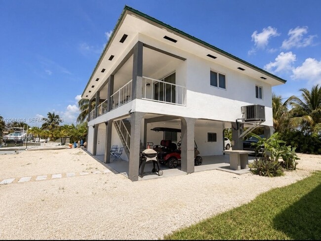 Building Photo - 31226 Hollerich Dr