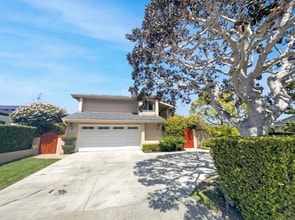 Building Photo - 2644 La Costa Ave