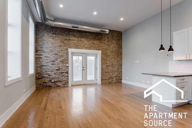 Foto del edificio - 2057 W Dickens Ave