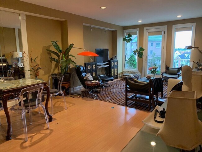 Foto del edificio - 101 Shearwater Ct E