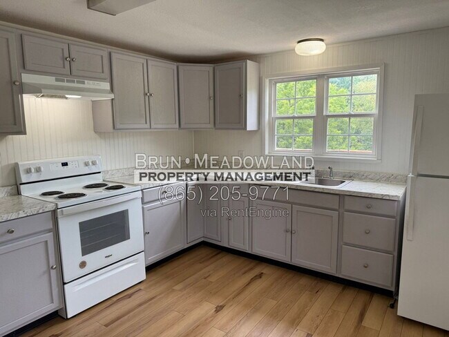 Foto del edificio - 2250 Woodby Rd