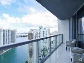 Building Photo - 495 Brickell Ave