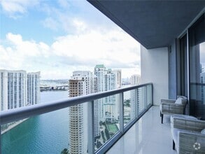 Building Photo - 495 Brickell Ave