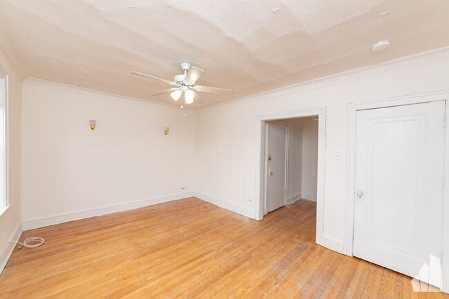 Building Photo - 4414 N Whipple St