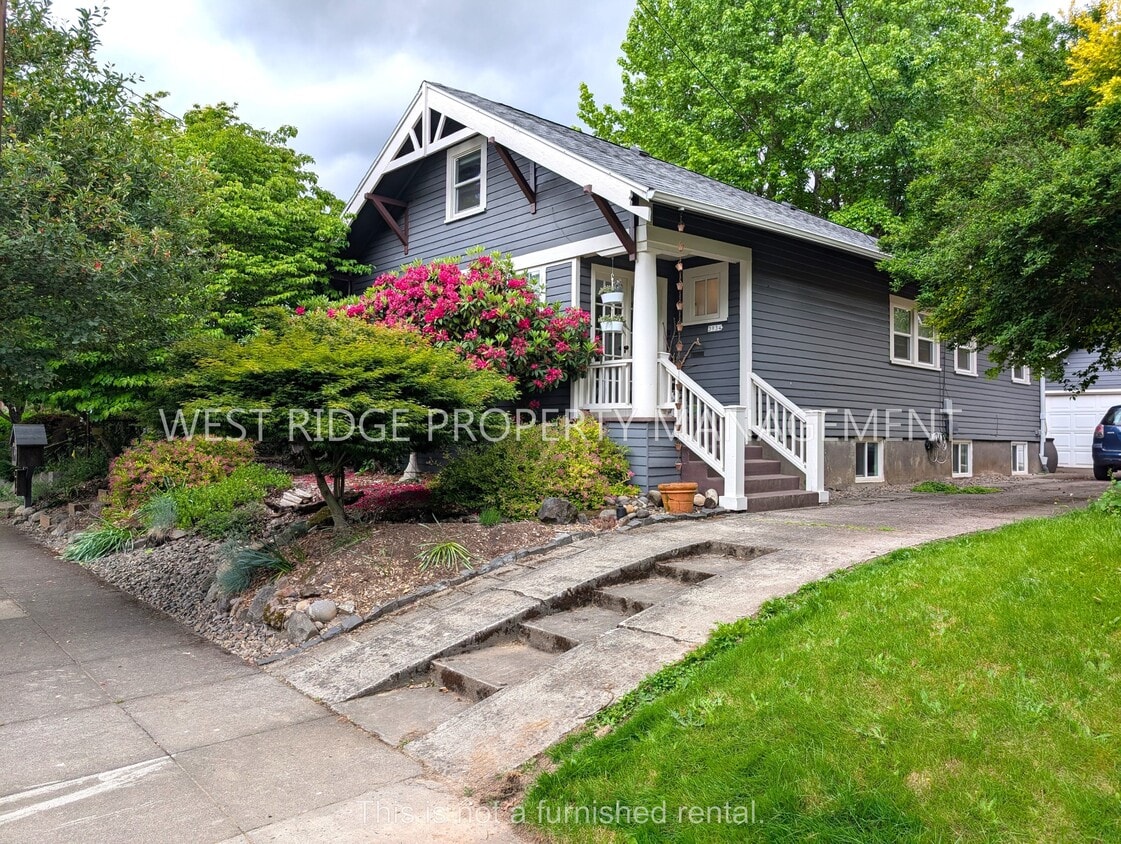 Foto principal - 3934 SE 33rd Pl