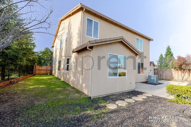 Building Photo - 681 Ringneck Ct