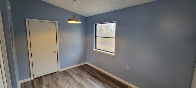 Foto del edificio - 1 Bed/1 Bath Apartment in Horseshoe Bend