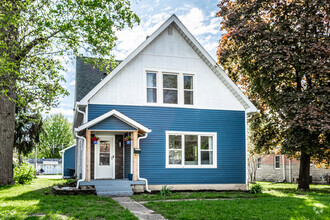 Building Photo - 421 S East St
