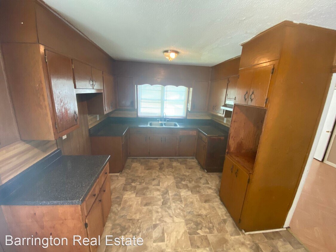 Building Photo - 3 br, 1 bath House - 1708 33rd Street, Ensley