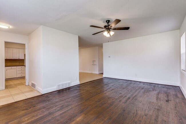 Foto del edificio - 10728 Allegheny Dr