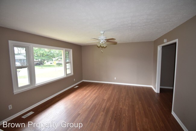 Building Photo - 3 br, 2.5 bath House - 1302 Worstead Dr