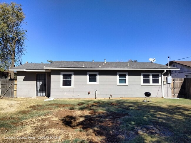 Foto del edificio - 4921 39th St