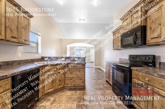 Foto del edificio - 5065 Brookstone-