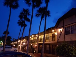 Building Photo - 2982 Sir Hamilton Cir