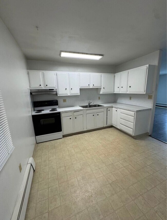 Foto del edificio - 537 E 24th Ave