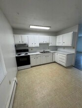 Building Photo - 537 E 24th Ave