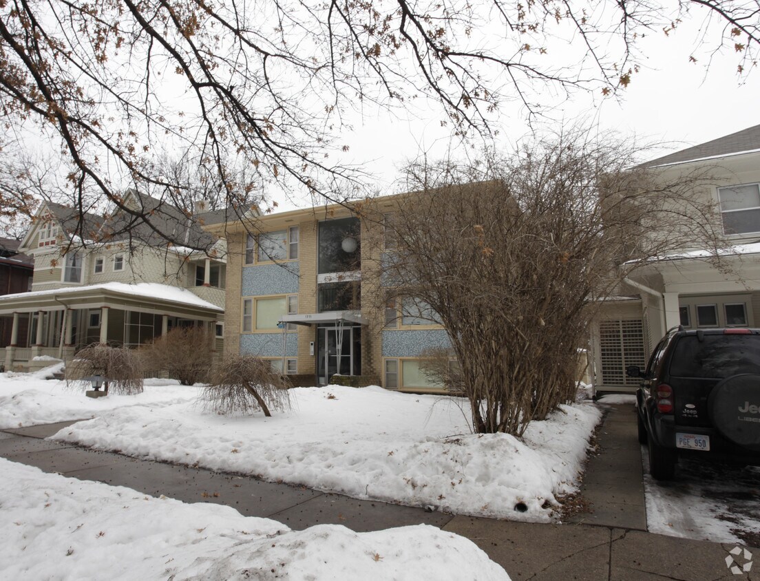 Building Photo - 1711 D St