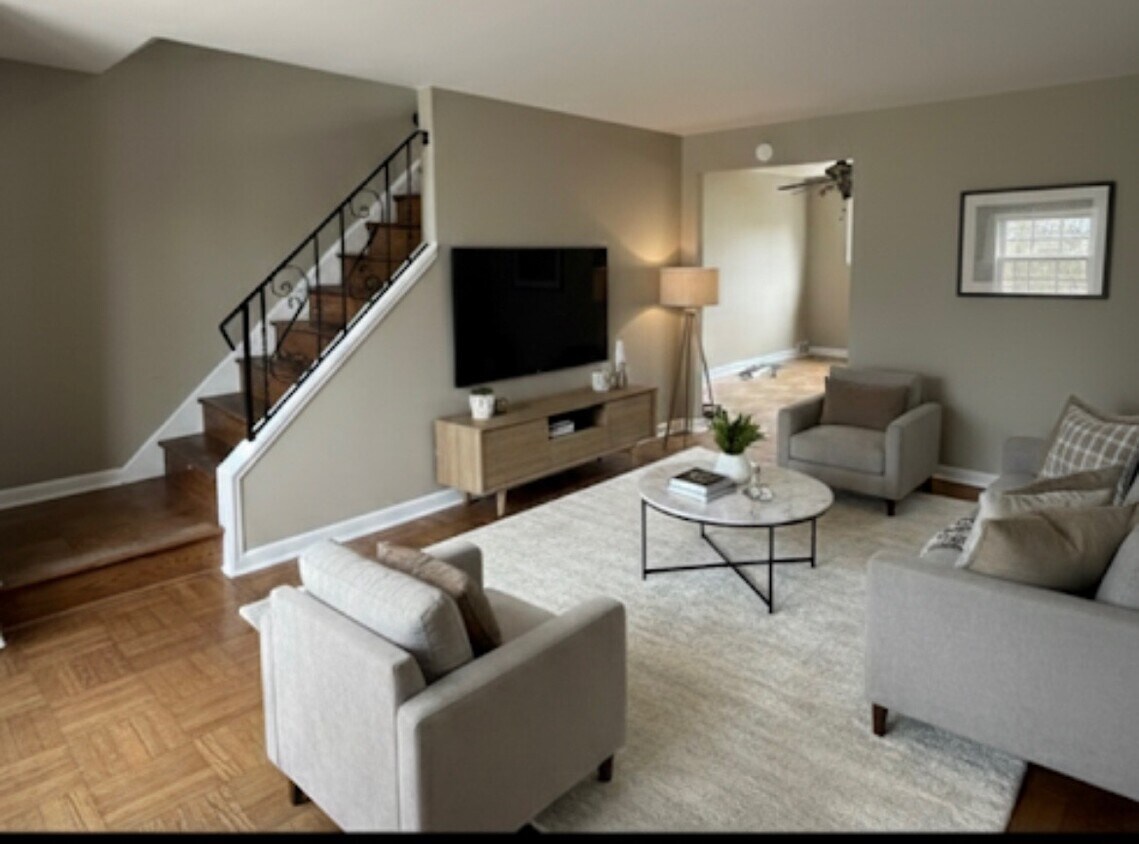 Foto principal - 16 Franklin Ave