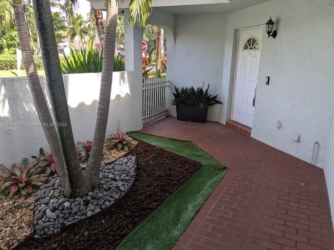 Foto del edificio - 1250 Willow Dr
