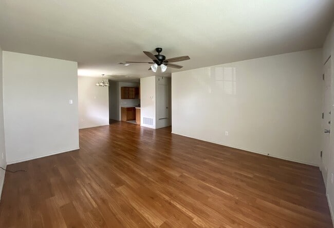 Building Photo - 6402 Temora Loop