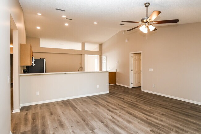 Building Photo - 1531 Eddings Grove Ln