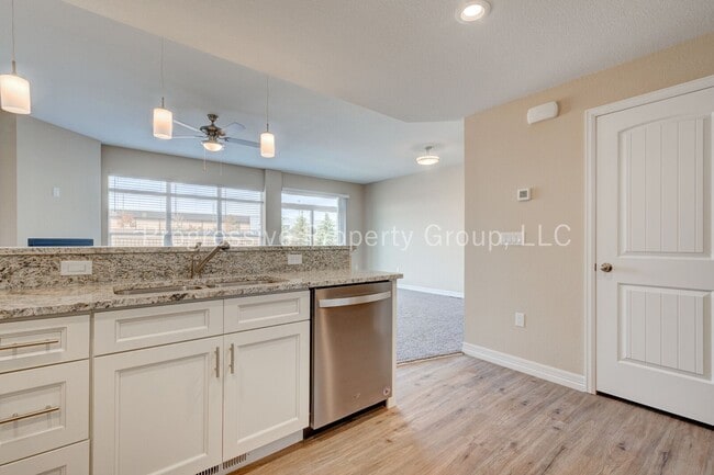 Building Photo - Beautiful 3-Bed, 2.5-Bath Villa in Northga...