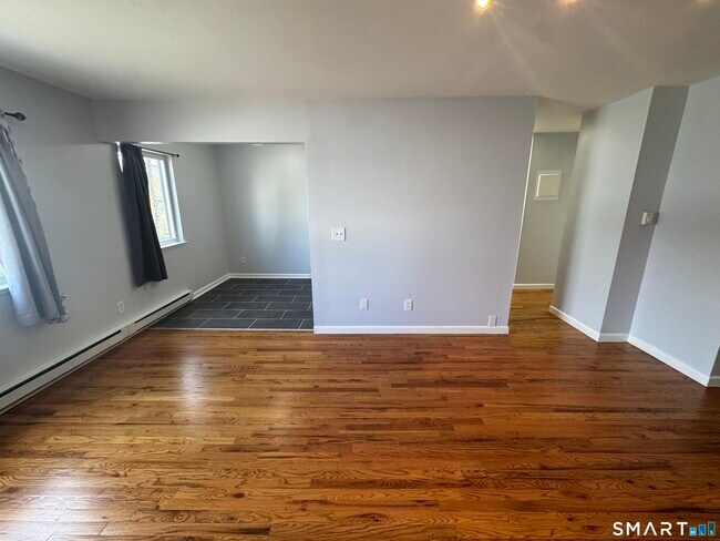 Foto del edificio - 4 Glenwood Ave