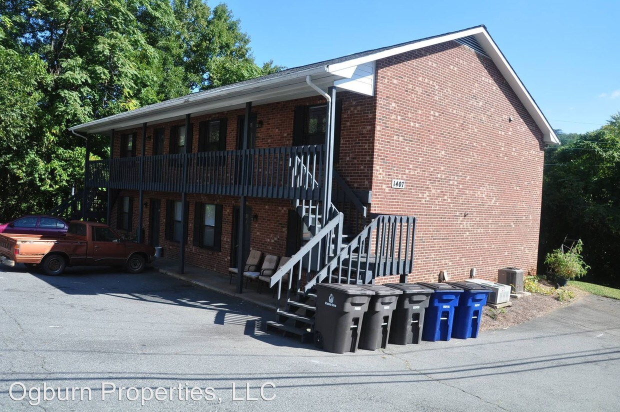 Primary Photo - 1407 SENECA St