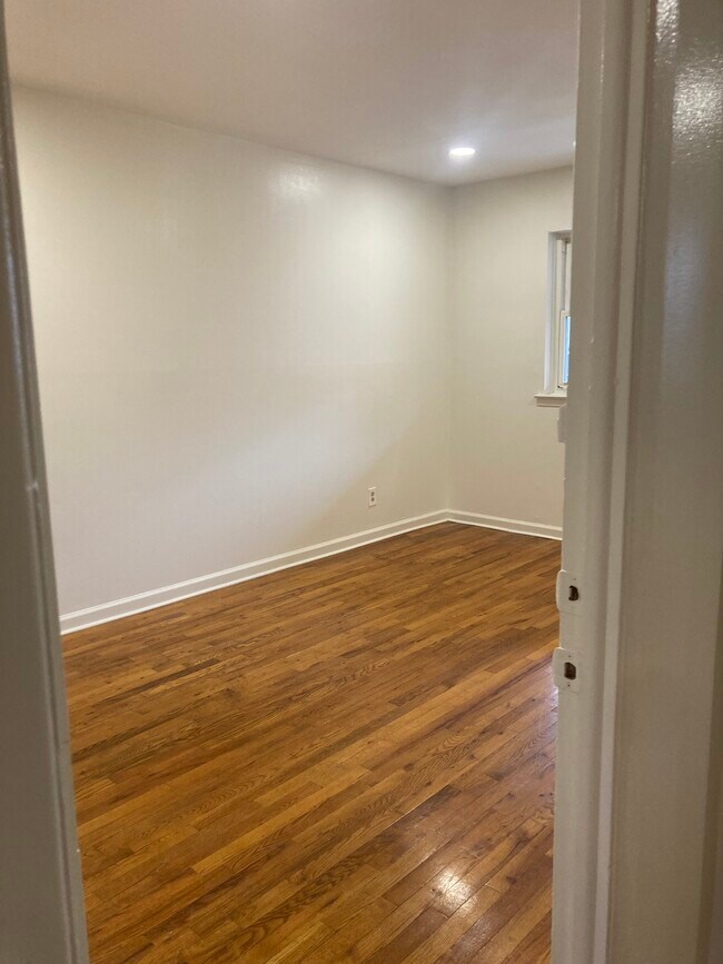 8112 Avenue J, Brooklyn, NY 11236 House for Rent in Brooklyn, NY