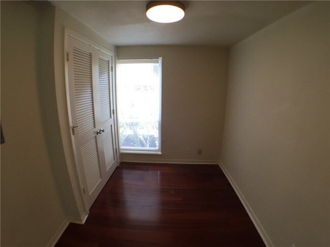 Building Photo - 2800 Cole St