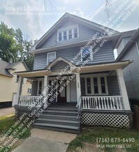 Building Photo - 989-991-991 Ave D