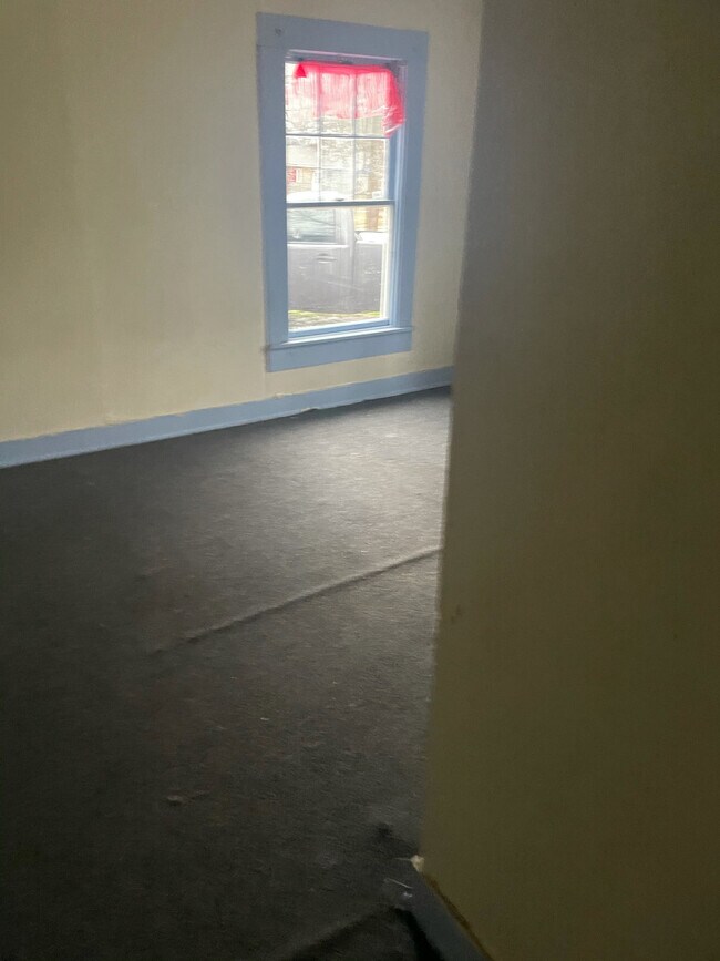 Foto del edificio - 3003 Dupont St. 71109