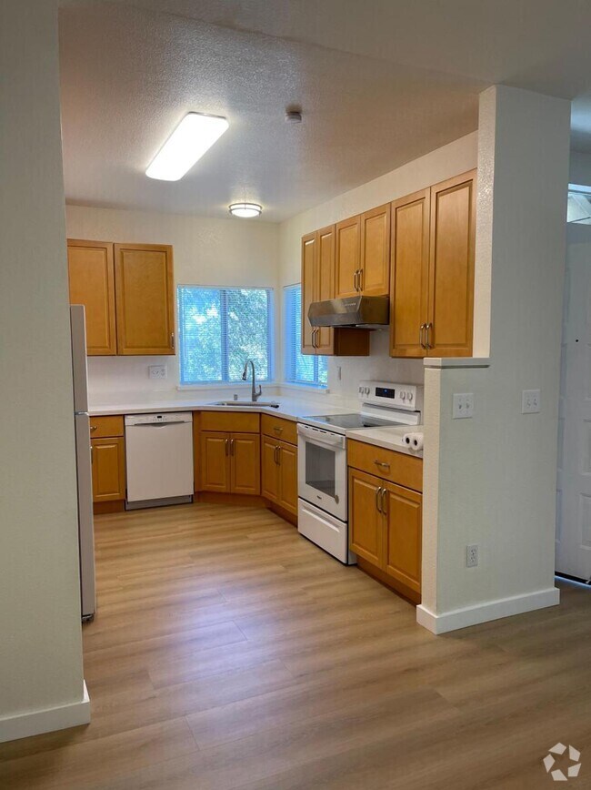 The Astronauts Senior Living Apartments for Rent Hercules, CA 1