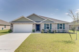 Building Photo - 1057 Enclave Cir