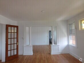 Building Photo - 227 Edna Ave