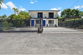 Building Photo - 3125 Virginia St