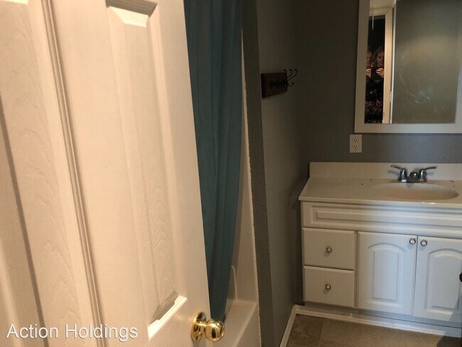 Foto del edificio - 3 br, 2 bath House - 1141 Yutan Rd