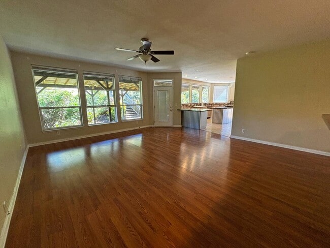 Building Photo - 1600 Fort Bragg Rd