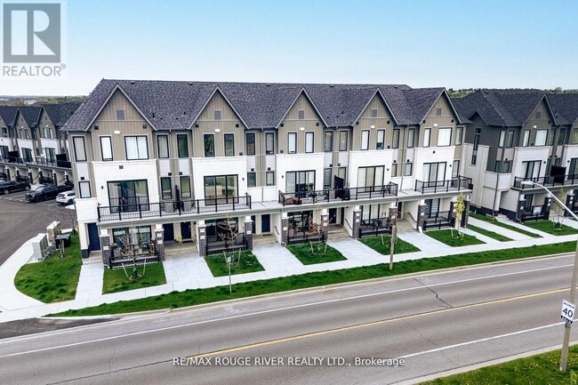 Building Photo - 160-1160 Densmore Rd