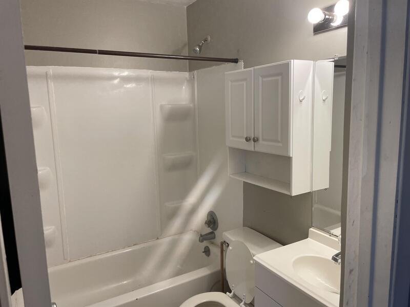 Foto principal - 531 E Elm St
