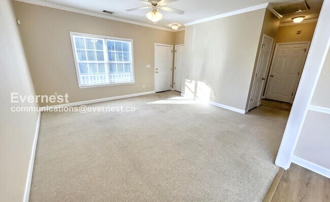 Foto del edificio - 101 W Bush St