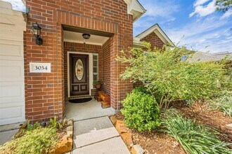 Building Photo - 3034 Glenthorpe Ln