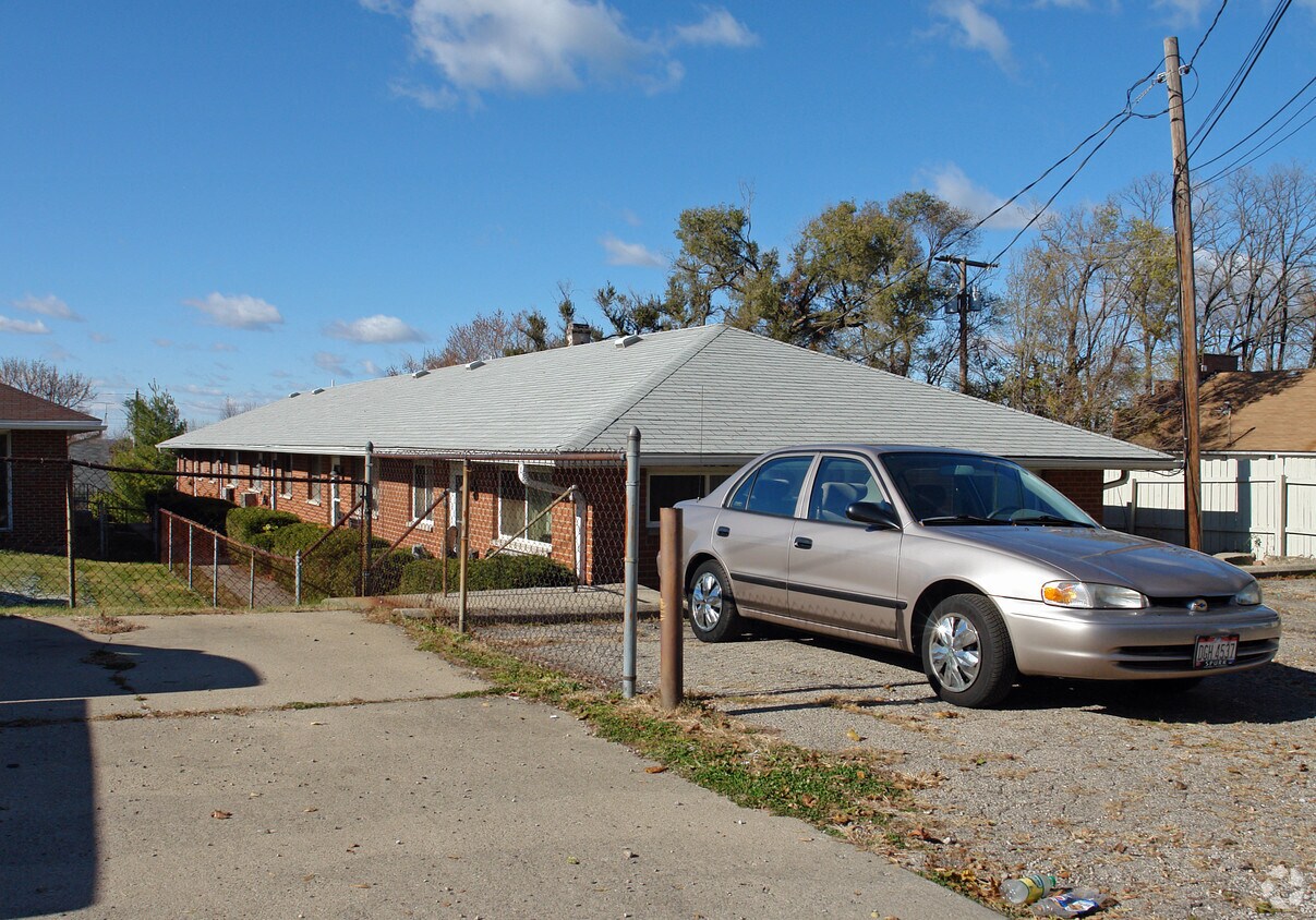 Building Photo - 1418 John Glenn Rd