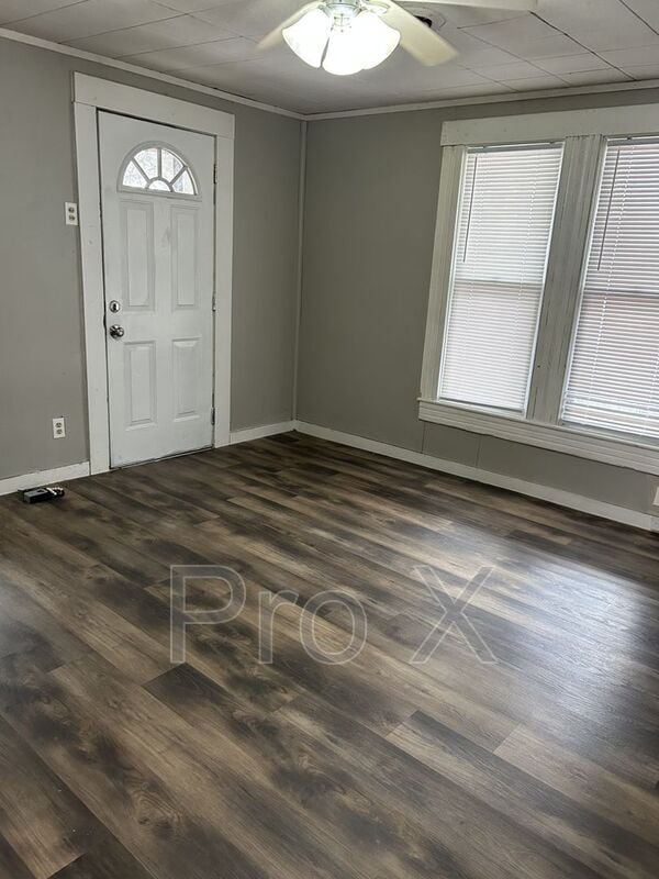 Foto del edificio - 1401 N Grand St