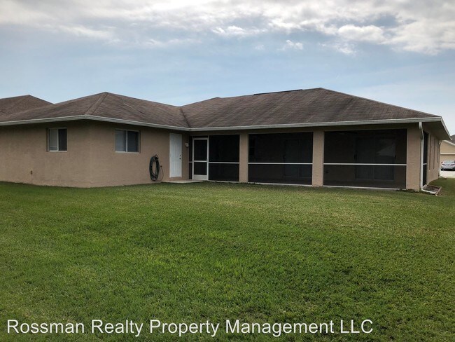 Building Photo - 3 br, 2 bath House - 1127 SW 47th St