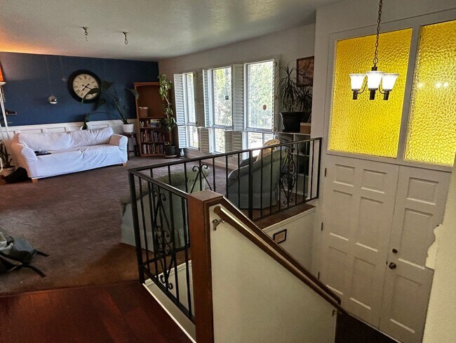 Building Photo - Beautiful Home For Rent In North Ogden!
