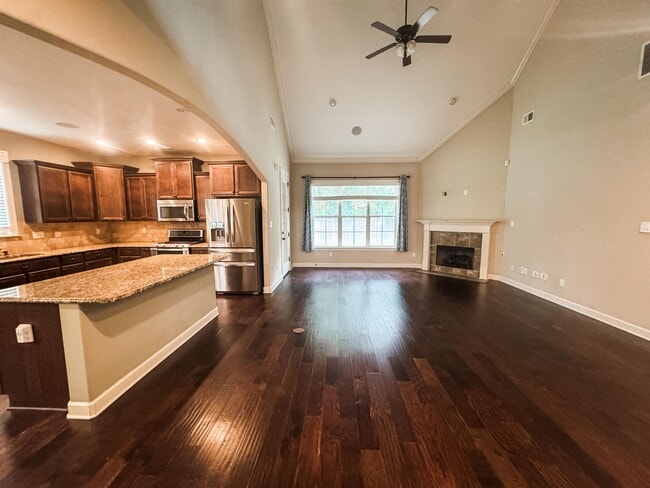 Building Photo - 1229 Grainfield Cove