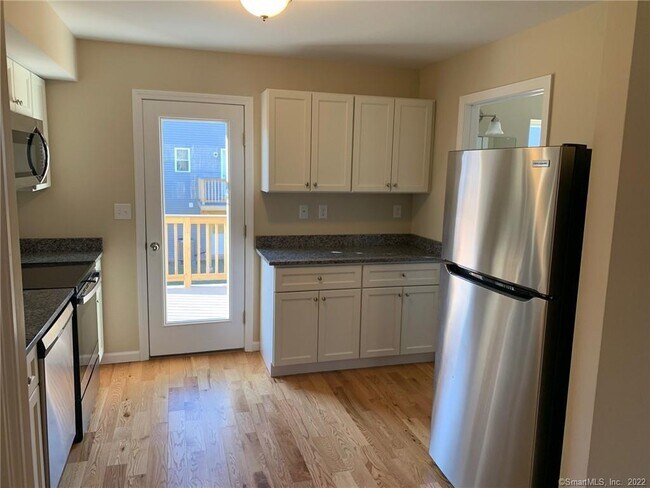 Building Photo - 27 Tridell Dr