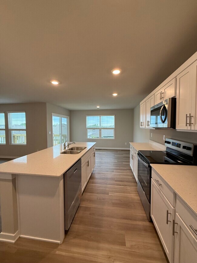 Foto del edificio - 7802 N 169th St
